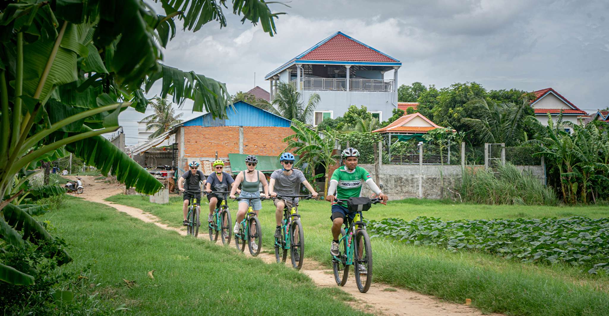 Phnom Penh, tour in bicicletta di mezza giornata delle isole della seta - Hizvo