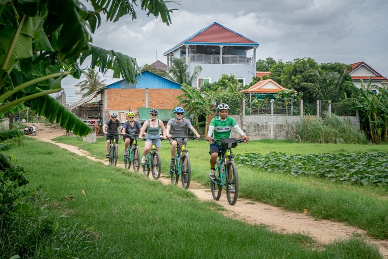 Phnom Penh: fiets over het Mekong-eiland