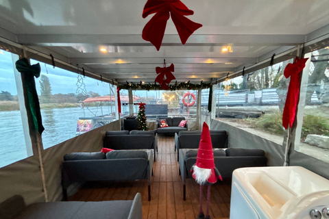 Christmas Cruise in Wrocław 45 Minutes on the Old Town