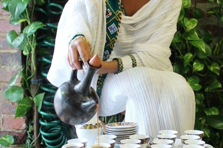 Addis Ababa: Piassa Walking Tour with Coffee Ceremony