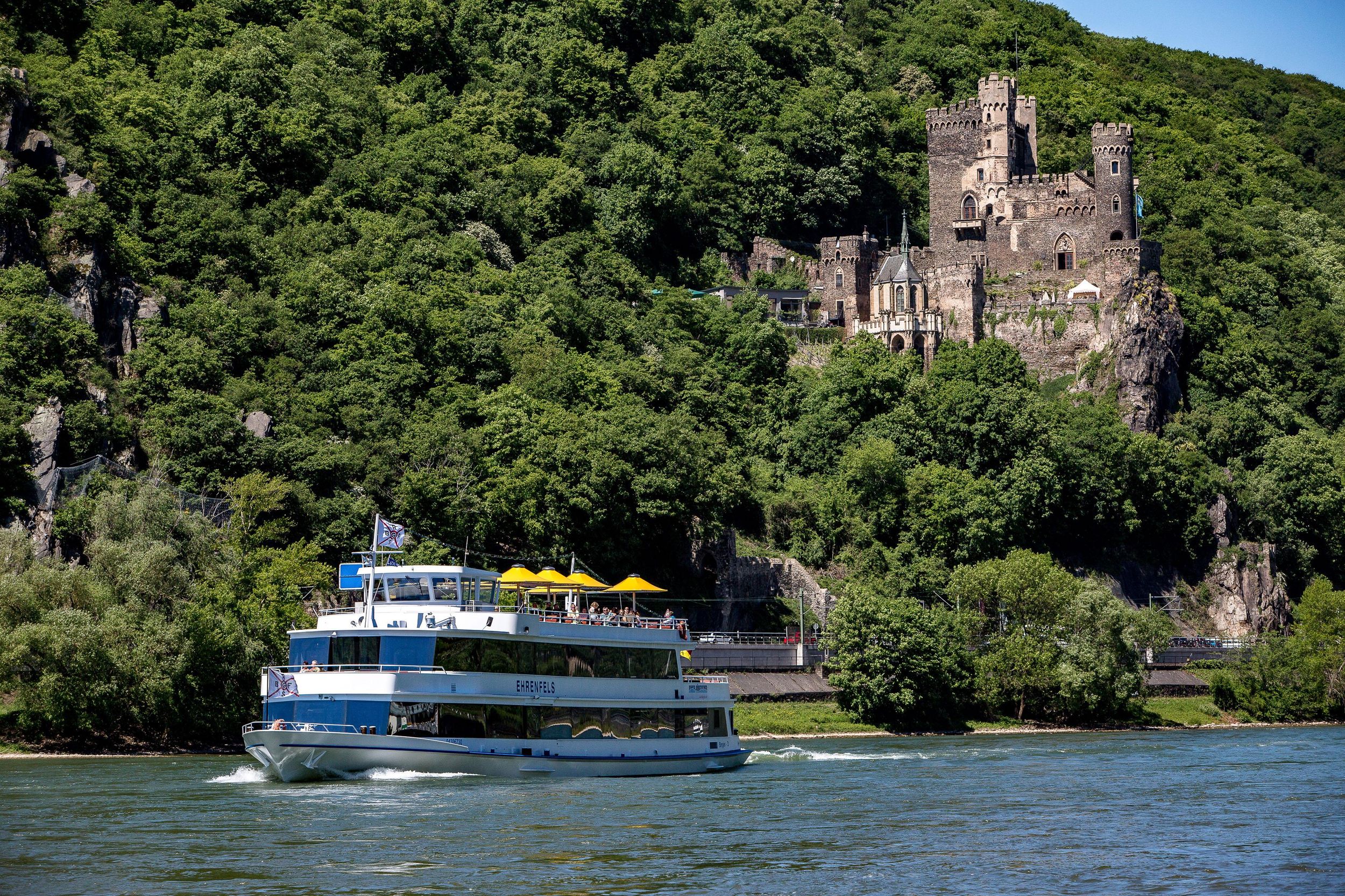 Burgenfahrt ab Rüdesheim ( max. 1 1/2 Stunden)