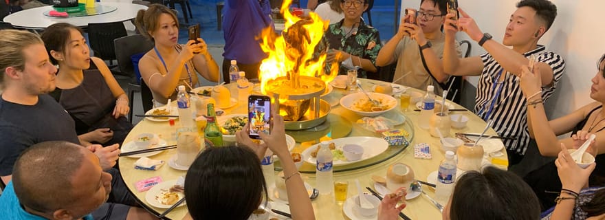 Singapour : visite à pied et gastronomie nocturne à Geylang