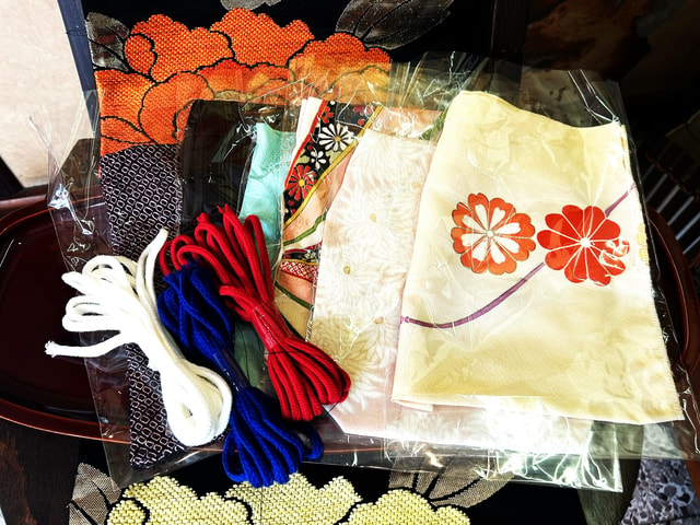Tokyo: Antique Kimono Pouch-Making Workshop