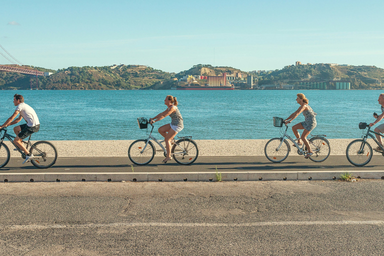 Huelva-Punta Umbria Bike Sightseeing Tour and Cruise Tour Huelva-Punta Umbria Sightseeing Tour and Boat Ride