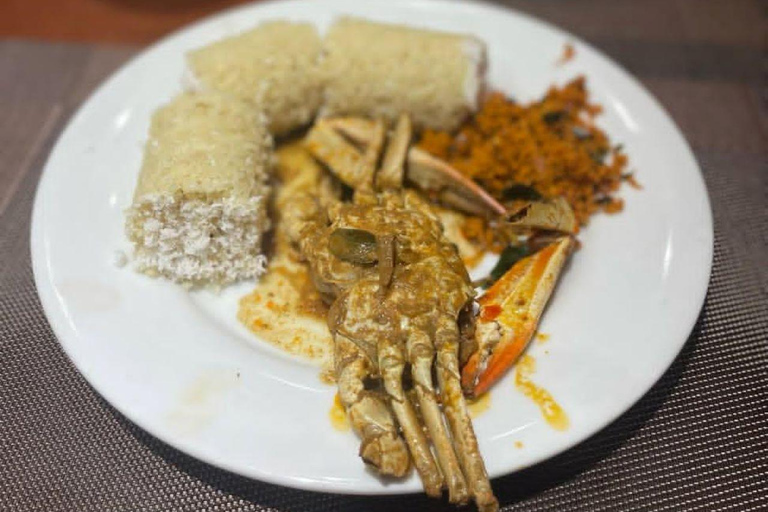 Scooter Street Eats Tour in Colombo ( All inclusion )