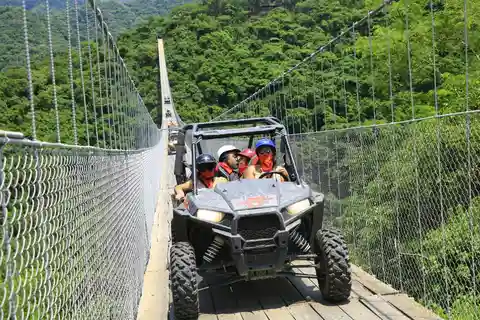 Puerto Vallarta : Pont Jorullo RZR, chute d'eau, visite de la Tequila