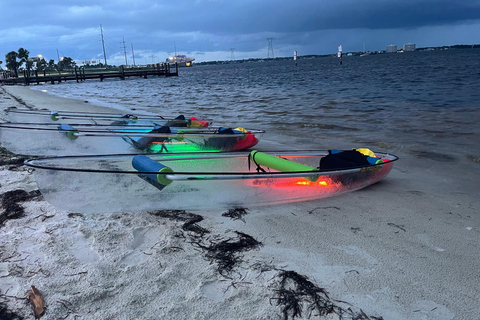 Panama City Beach: Glow Night Clear Kayak Adventure Tour