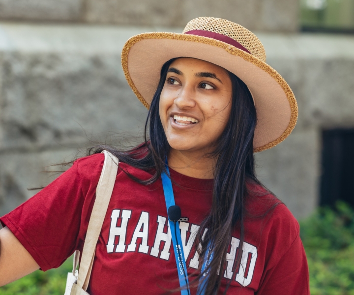 Boston: Harvard University Guided Walking Tour with Student