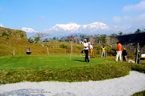 Depuis Pokhara : Golf au cœur de la splendeur de l'HimalayaGolf au cœur de la splendeur himalayenne de Pokhara