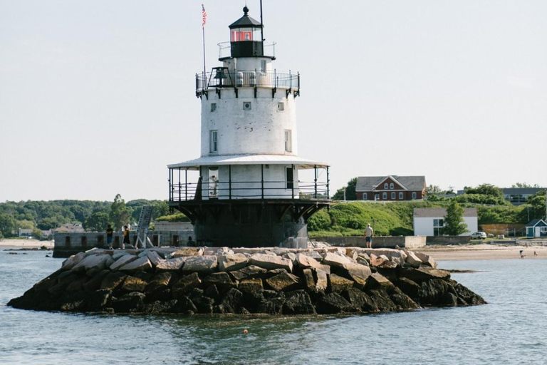Portland: Lighthouse Trolley Tour with 3 Lighthouse Stops