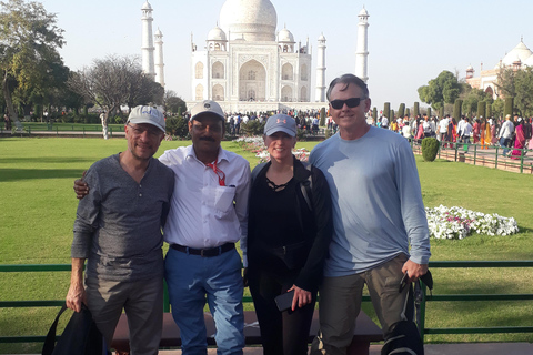 泰姬陵与阿格拉堡之旅（含标志性摄影环节）探索泰姬陵（仅限导览）