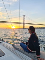 Lisbon, Day, Afternoon, or Sunset Boat Cruise with Wine - Housity