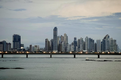 Ciudad de Panamá: tour a pie por el casco antiguoTour a pie por el casco antiguo Deutsch