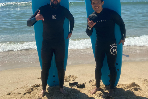 Porto: Surfing w małej grupie z transportemDoświadczenie surfingowe w małej grupie z transportem w Porto