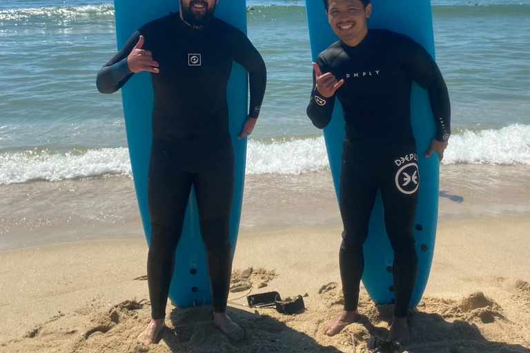 Porto: Surfing w małej grupie z transportemDoświadczenie surfingowe w małej grupie z transportem w Porto