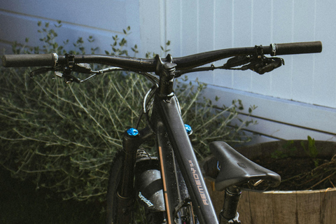 Kathmandu: Swayambhunath Temples & Scenic Hilltops Bike Tour