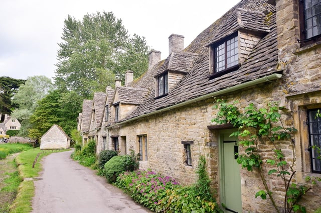 From London: Full-Day Cotswolds Group Tour