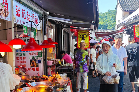 Hangzhou Day Tour: Market, West Lake Cruise & Lingyin Temple