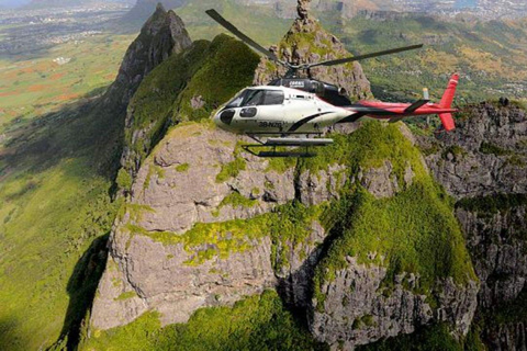 Mauricio: Vuelo panorámico en helicóptero con traslados al hotel