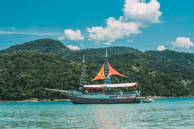 Rio de Janeiro: Angra & Ilha Grande Boat Tour & Lunch