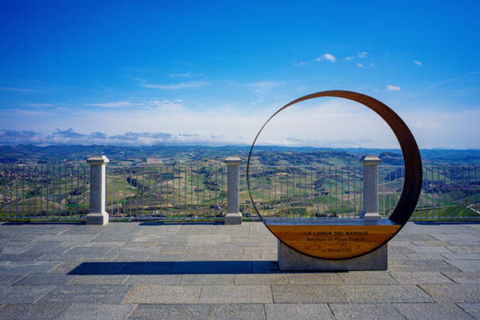 Milan: Barolo Vineyards & UNESCO Wine Cathedral Experience