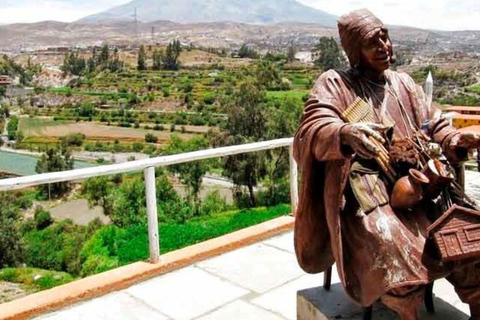 Ab Arequipa: Mirabus Stadtführung | Yanahuara Aussichtspunkt |
