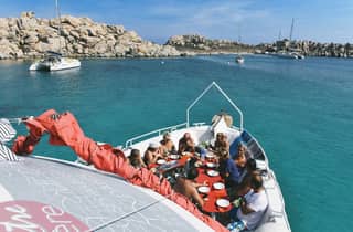 Tagestour auf dem Meer und Mittagessen mit Pasta mit Languste auf den Lavezzi-Inseln