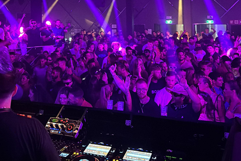 Ibiza: Nightlife Insider Tour with Pre-Club Drinks