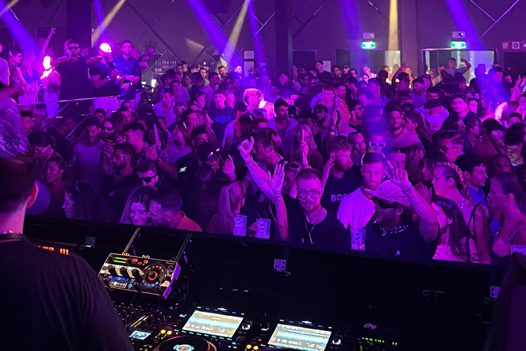 Ibiza: Nightlife Insider Tour with Pre-Club Drinks