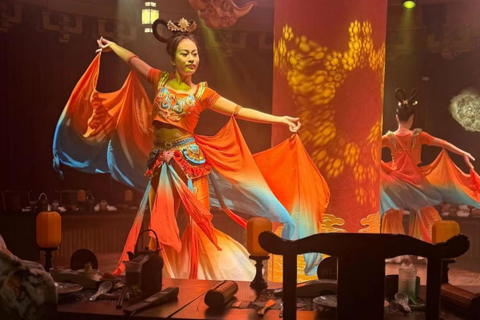 Kuala Lumpur: Xuyan Immersive Dining & Makeup experience Regular Dinner Banquet Seat+ Makeup & Styling