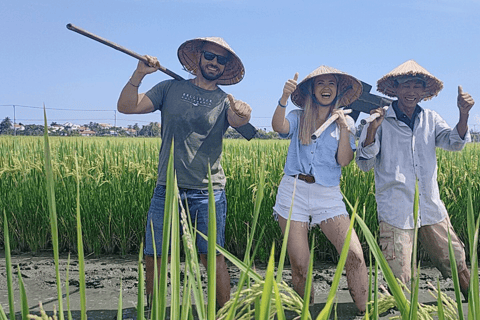 Hoi An: Farming and Fishing Life by Bike Tour with Lunch