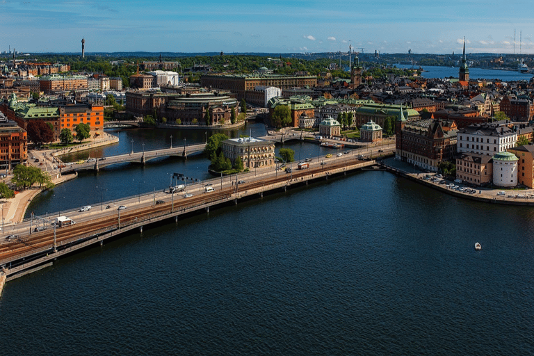 Estocolmo: tour guiado en barco por el archipiélago y los canales