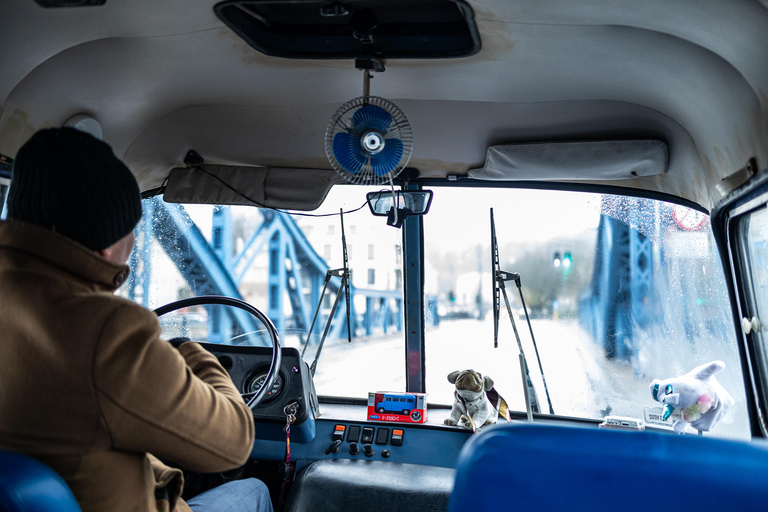 Krakow Highlights Tour in Classic Car with Pro Photo Session Krakow Highlights Tour in Classic Car with Pro Photo Session