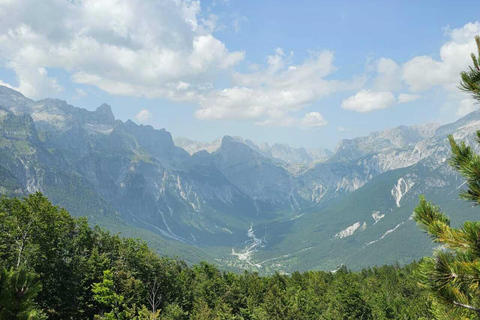 From Shkoder: Theth Full-Day-Tour, With lunch.