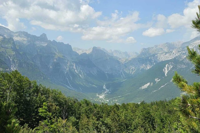 From Shkoder: Theth Full-Day-Tour, With lunch.