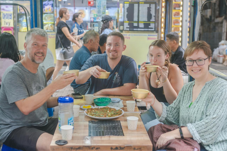 Taste of Busan: Local Food Tour at Gukje, BIFF &amp; JagalchiB Course–Signature Seafood (Street Food &amp; Drinks Included)