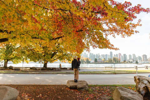 Vancouver: City & Granville Island Sightseeing Trolley Tour