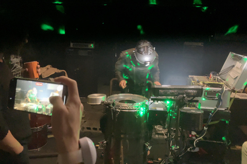 أوساكا تجربة الموسيقى والمأكولات الحية تحت الأرض