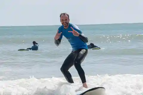 Surf lesson by Oasis Camp Algarve
