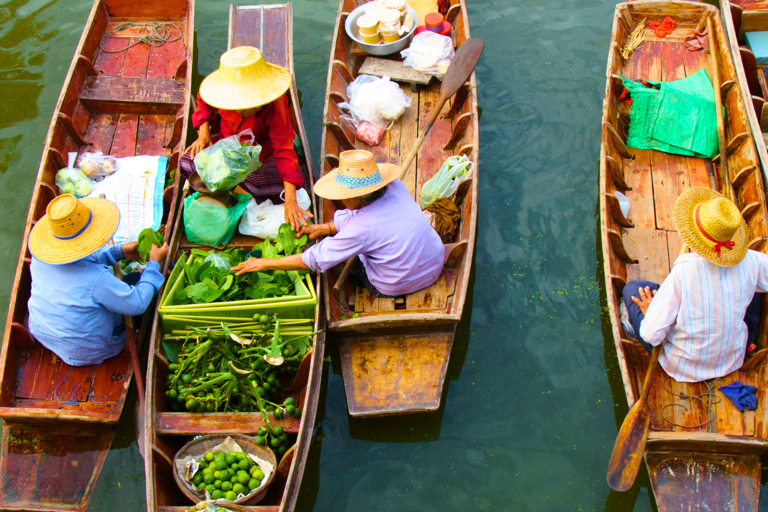 Desde Bangkok: Tour de un día completo por los Mercados Flotantes y del Tren de DamneonTour privado con guía-conductor-conocedor y 1 h de paseo en barco