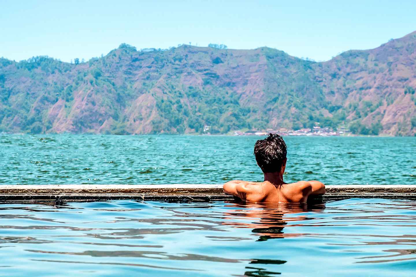 batur natural hot spring