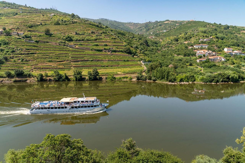 Porto/Regua/Porto (and reverse): Douro River Cruise + Lunch Régua-Porto weekend