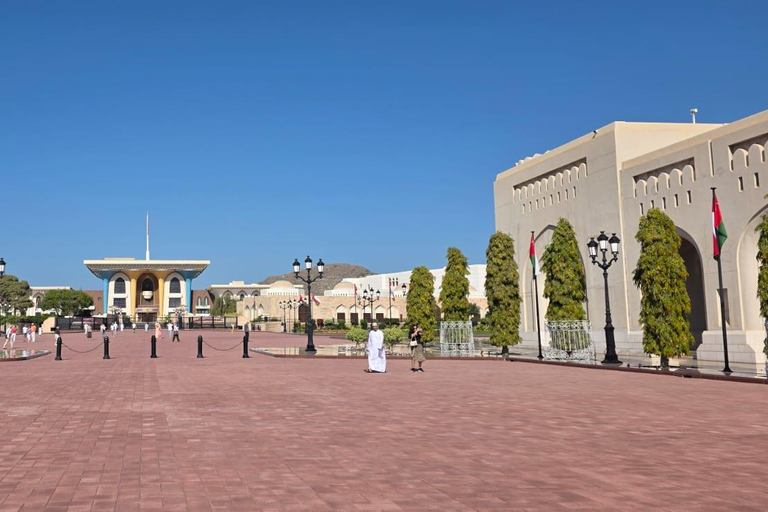 4-Hour Muscat City Highlights Shared Tour with Transfers