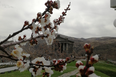 Private tour to Lake Sevan, Garni temple, Geghard monastery