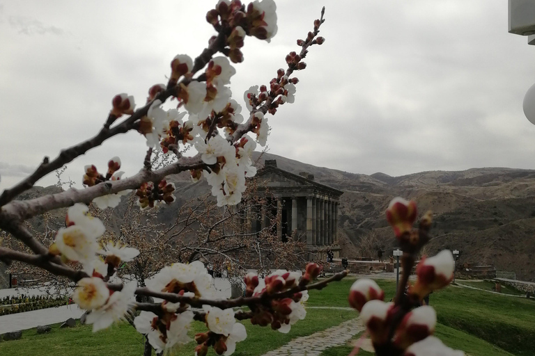Private tour to Lake Sevan, Garni temple, Geghard monastery