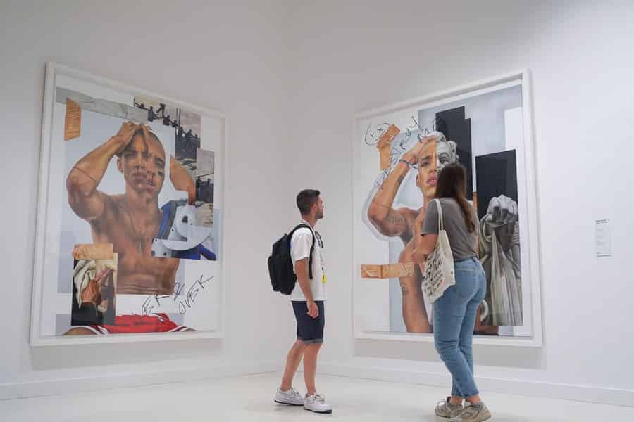 Barcelona: Hop-On Hop-Off Bus und Moco Museum Ticket. Foto: GetYourGuide