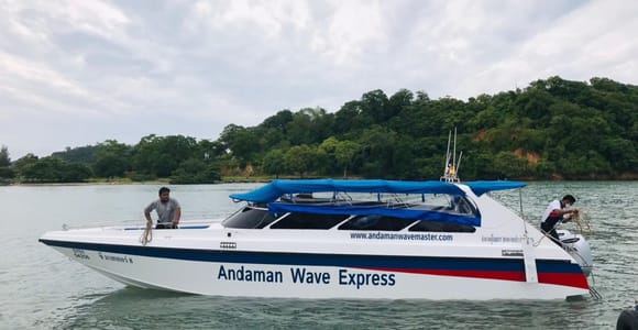 Phuket: Direktes Speedboat nach Krabi, Railay oder Aonang