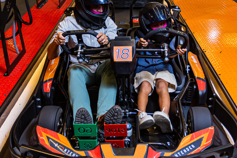 Adrenalin-Tour: Muscle Cars, Go-Karts, Arcade, Laser, Batting und MiniGolf!