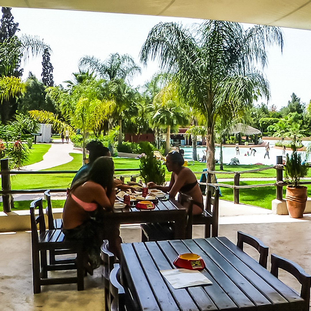 Colagem de mídia