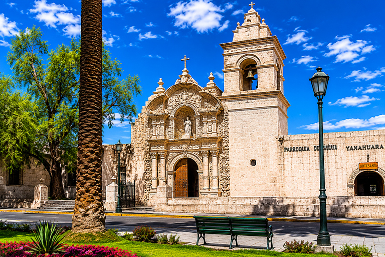 Arequipa: 4-Hour Panoramic City Bus Tour with Volcano Views